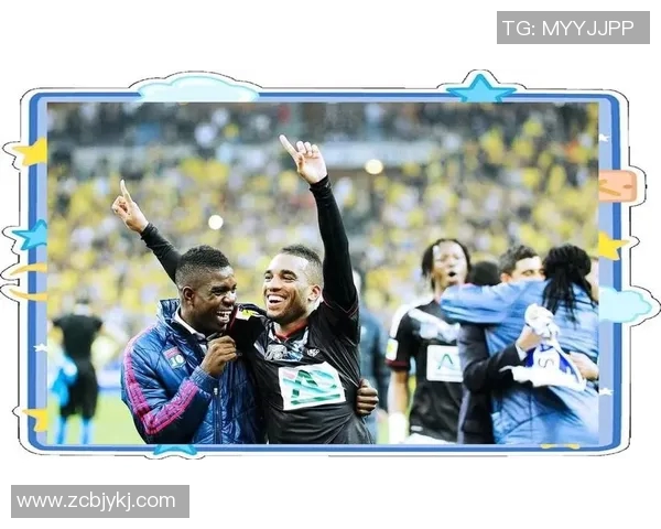 里昂与巴黎的巅峰对决谁能在法甲赛场上笑到最后